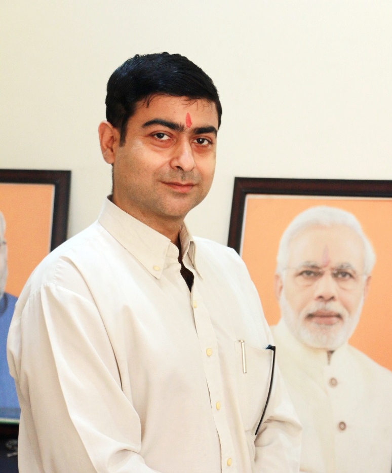 Dr. Pardeep Mahotra