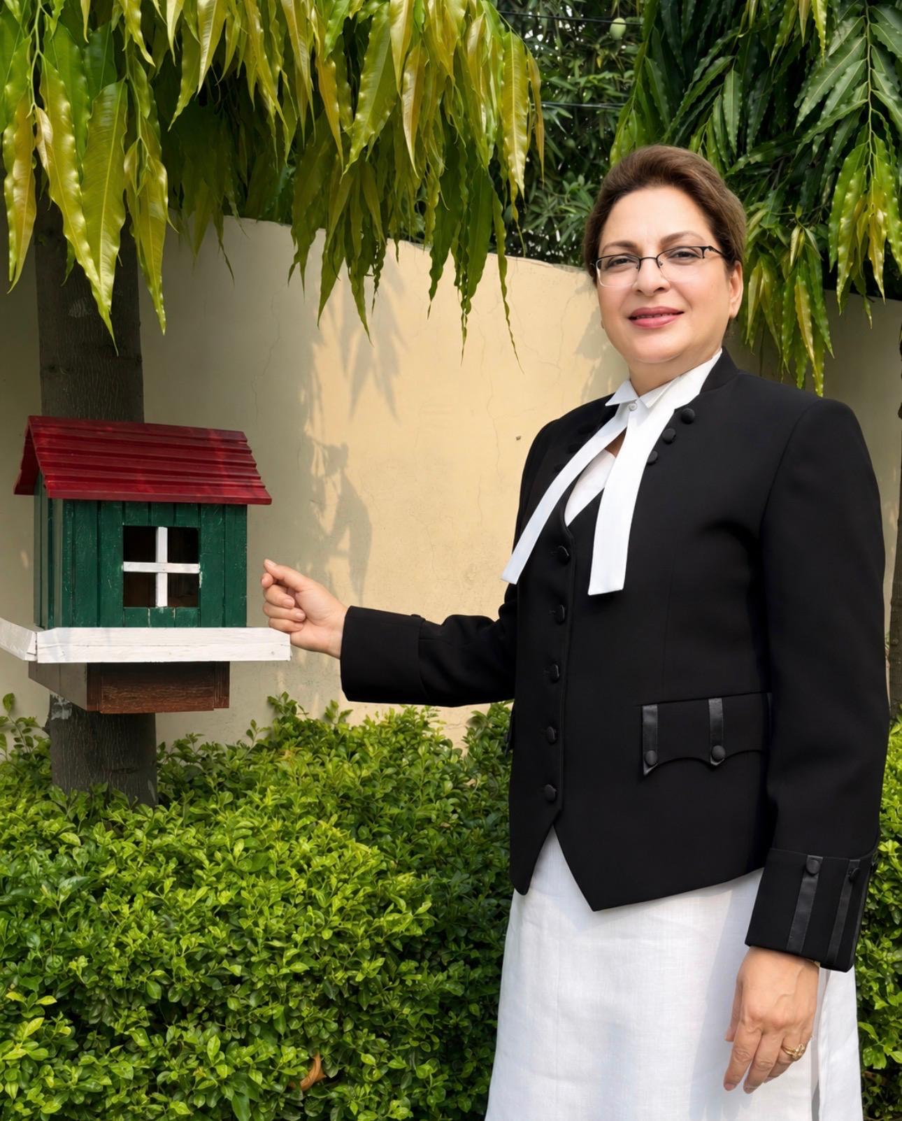 Rozina Afzal