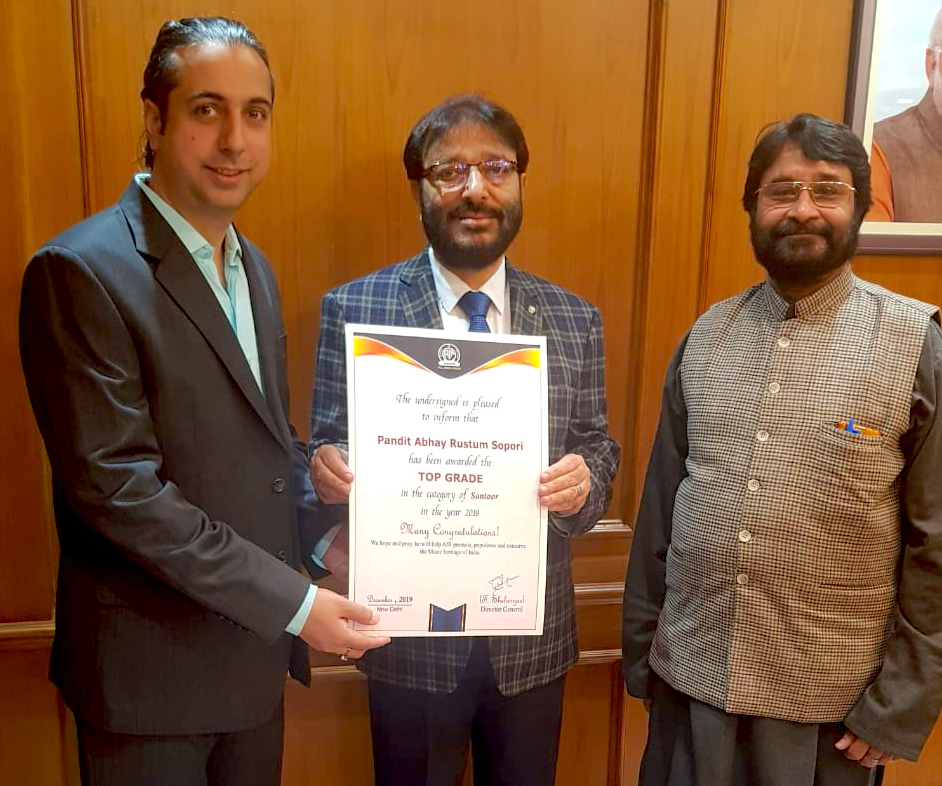 Abhay Sopori receiving Top Grade from DG AIR F. Sheheryar 1